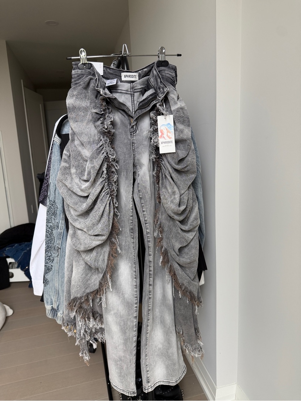 Akira Aphrodite Gray Draped Jeans